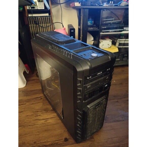 Antec Custom Gaming PC - Picture 1 of 10